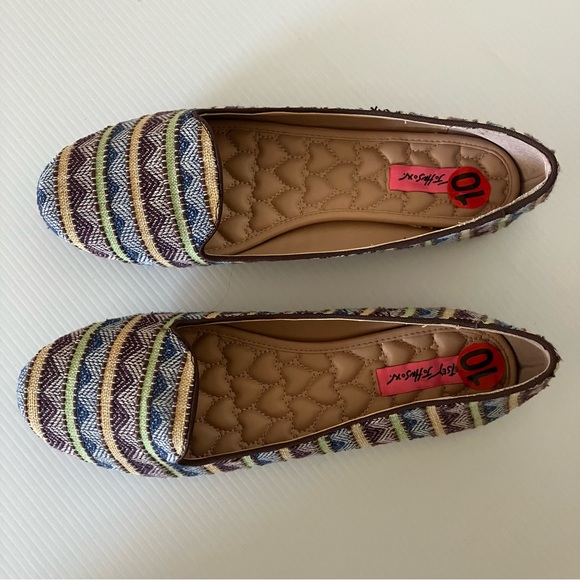 Betsey Johnson Fabric Patterned Ballet Flats size 10 - Picture 2 of 8